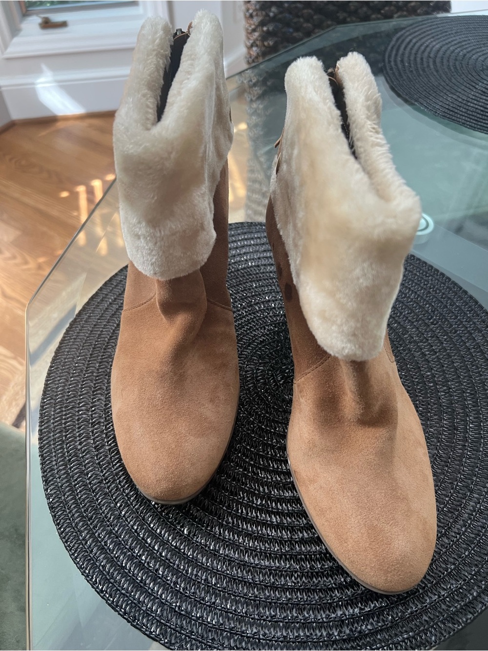 Anne Klein Tan Suede Faux Fur Trim Ankle Boots l 8.5